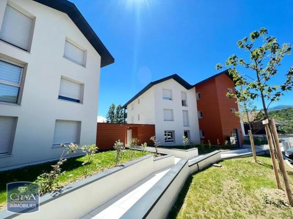 Appartement à louer 3 pièces 65.59m²