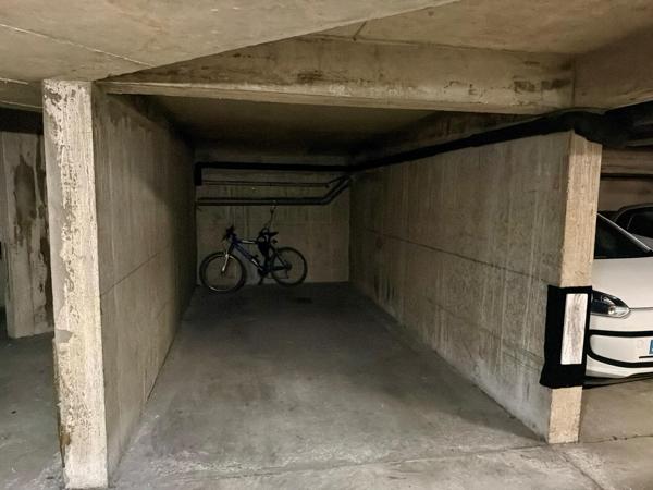 LAVAL – Rive Droite | Résidence Les Charmilles | Appartement T4 de 99 m² avec ascenseur, parking et parc privé
