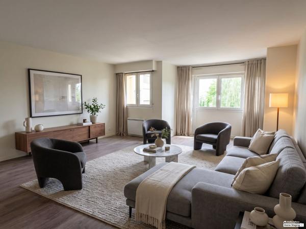 LAVAL – Rive Droite | Résidence Les Charmilles | Appartement T4 de 99 m² avec ascenseur, parking et parc privé