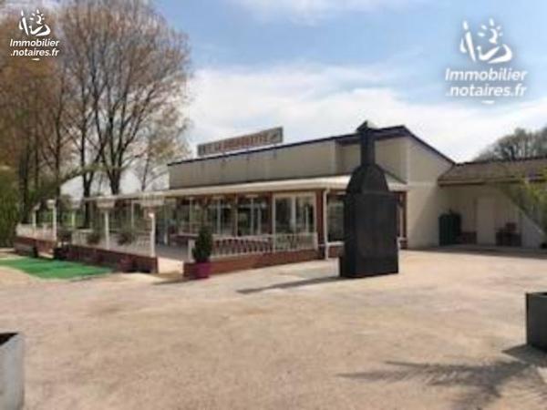 Un ensemble immobilier et fonds de commerce - ESCAUTPONT