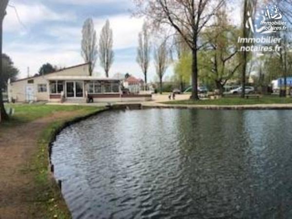 Un ensemble immobilier et fonds de commerce - ESCAUTPONT