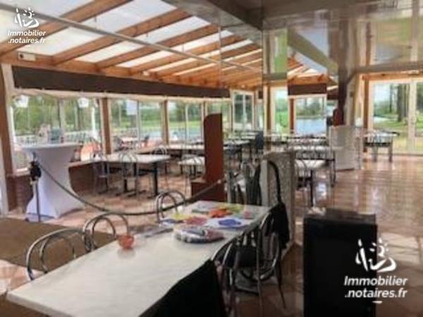 Un ensemble immobilier et fonds de commerce - ESCAUTPONT