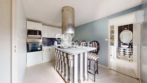 Appartement T3 EN PLEIN CENTRE-VILLE DE POITIERS