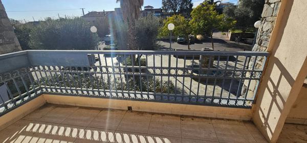 Appartement à vendre 2 pièces de 39m² BIGUGLIA (20)