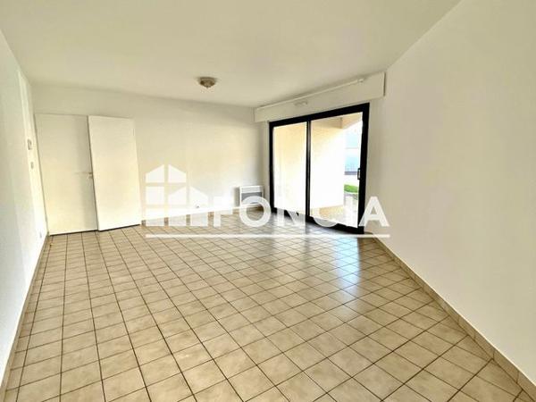 Location Appartement 3 pièces 70.3 m² - 7 ALLEE DU CLOS DE RIBRAY Niort 79000