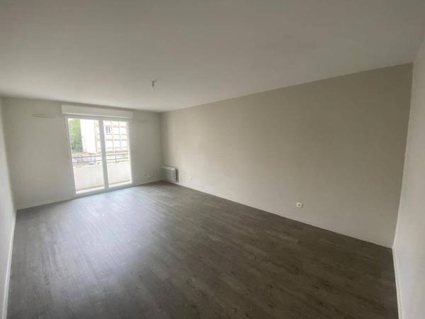 Appartement 3 pièces                                        - 44100 Nantes Réf : 11551