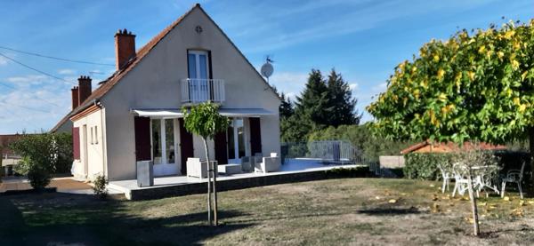 MAIGNIFIQUE MAISON RÉNOVÉE AVEC PISCINE ET CHALET INDÉPENDANT DANS QUARTIER PRISÉ DE GUEUGNON (71)