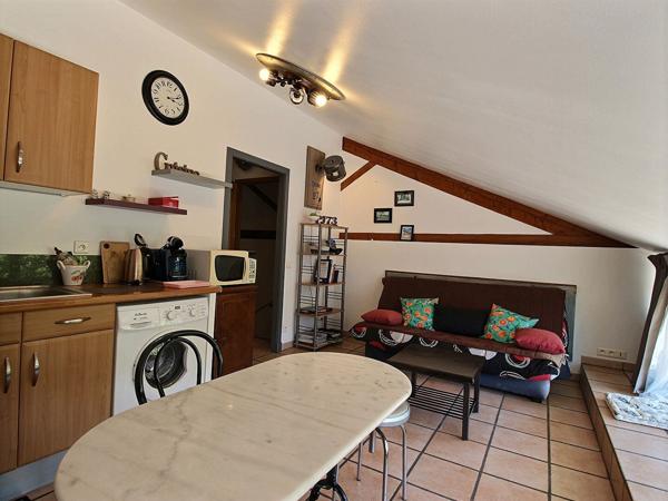 Villa 7 pièces à vendre à Avignon avec atelier 120m² et garage 75m² sur une parcelle de 663m²