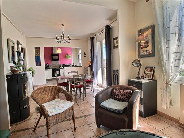 Villa 7 pièces à vendre à Avignon avec atelier 120m² et garage 75m² sur une parcelle de 663m²