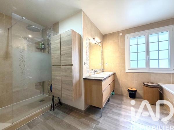 Maison à vendre 5 pièces 119 m² Longjumeau