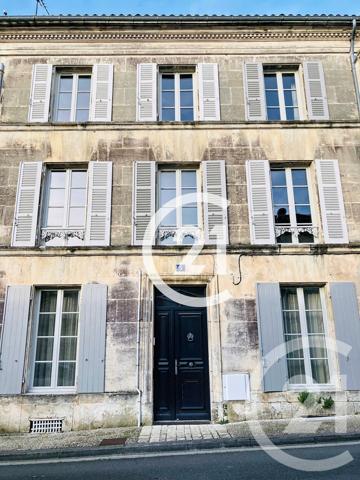 Maison à vendre  7 pièces - 150 m 2   CHATEAUNEUF SUR CHARENTE  - 16