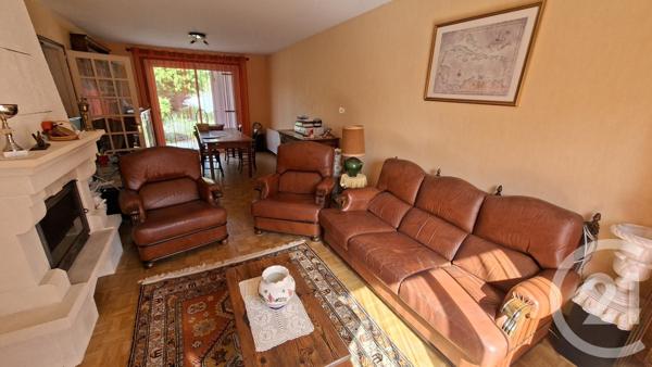 Maison à vendre  7 pièces - 150 m 2   CHATEAUNEUF SUR CHARENTE  - 16