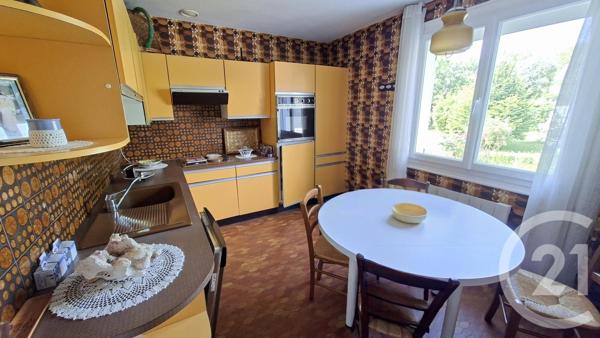 Maison à vendre  7 pièces - 150 m 2   CHATEAUNEUF SUR CHARENTE  - 16
