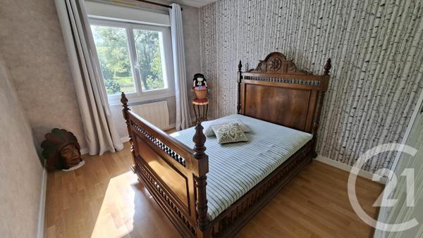 Maison à vendre  7 pièces - 150 m 2   CHATEAUNEUF SUR CHARENTE  - 16