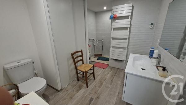 Maison à vendre  7 pièces - 150 m 2   CHATEAUNEUF SUR CHARENTE  - 16