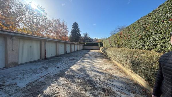 Parking / box Ris Orangis