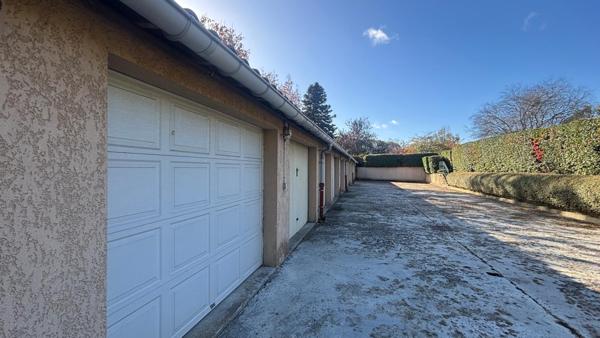 Parking / box Ris Orangis