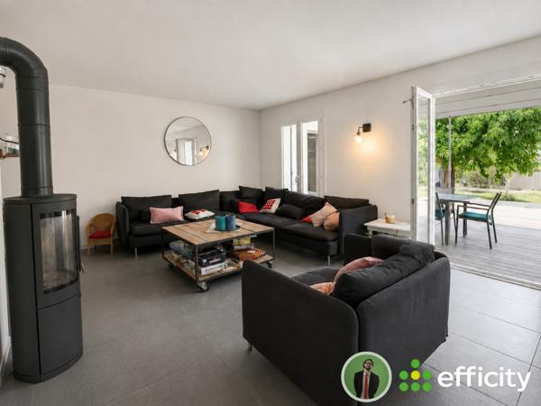 Maison
         9 pièces
        - 230 m² 539 000 € *