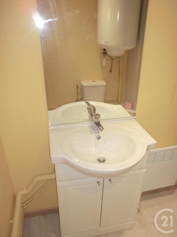 Maison à vendre  1 pièce - 24 m2 LILLEBONNE - 76