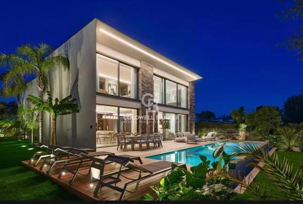 Villa 10 pièces à vendre Cannes - 06400 / Réf: Caïssa