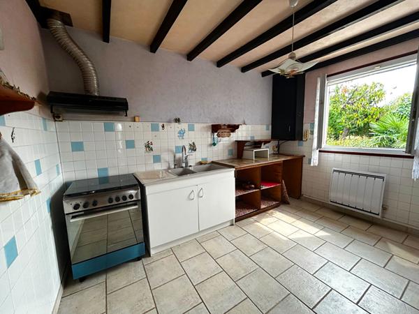 Charmante maison familiale en campagne avec grand terrain et hangar