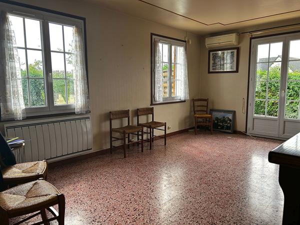 Charmante maison familiale en campagne avec grand terrain et hangar