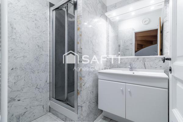 Maison familiale au calme, proche des transports et des services