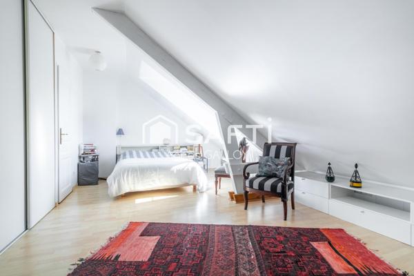 Maison familiale au calme, proche des transports et des services