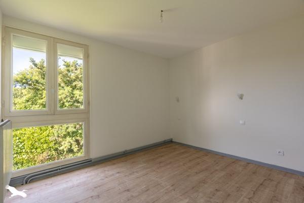 Maison à vendre |  Sainte-Bazeille |  4 pièces | 77 m²