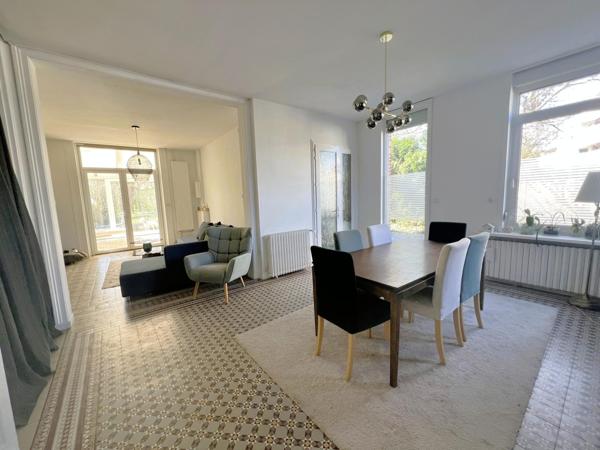 Maison à RONCQ, 59223 - 10 pièces 238m²