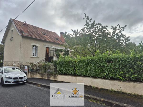 Vente                                                      Maison
                        
                     6 pièces                      99 m2                     à Brive-la-Gaillarde
