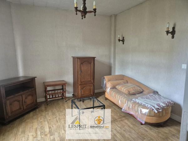 Vente                                                      Maison
                        
                     6 pièces                      99 m2                     à Brive-la-Gaillarde