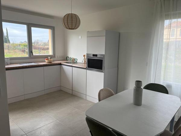 Appartement Aix En Provence 4 pièce(s) 85.70 m2, avec jardin de 493m2