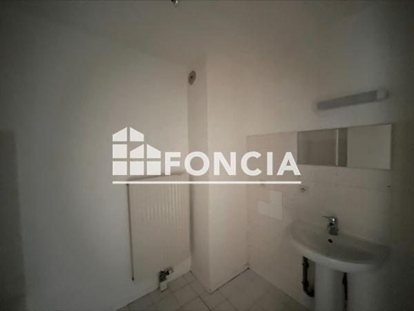 Location Studio 26.5 m² - LE RONSARD La Motte- Servolex 73290