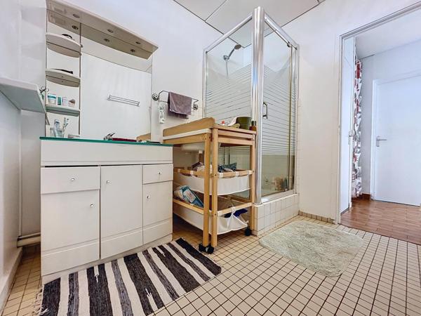 Maison mitoyenne 100m² 4 chambres - Terrain 196m²