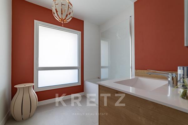 Appartement de standing avec terrasse