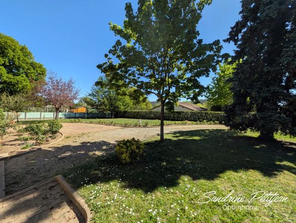 Civrieux - Maison à vendre 123 m²,  terrain de 1470 m²