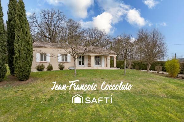 Belle maison avec piscine et parc arboré