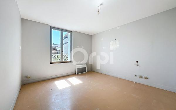 Appartement à vendre    3 pièces • 65 m2 Provins