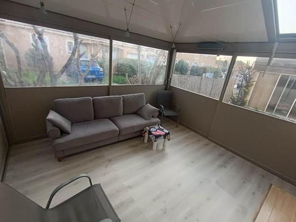 Maison Eyguieres + Cour + Garage