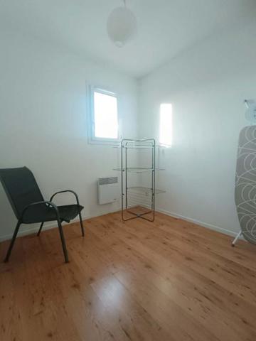 Maison Eyguieres + Cour + Garage