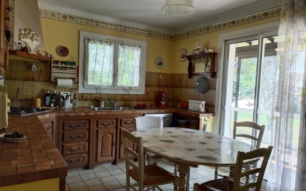 Maison à vendre    5 pièces •  Redessan