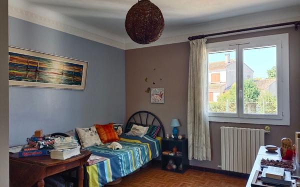 Maison à vendre    5 pièces •  Redessan