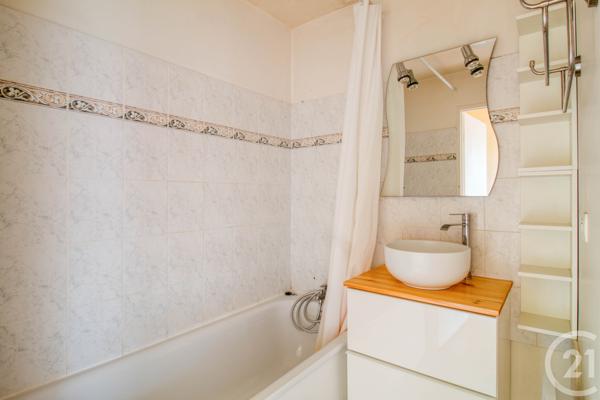 Appartement F3 à vendre  3 pièces - 63,70 m2 ST GRATIEN - 95