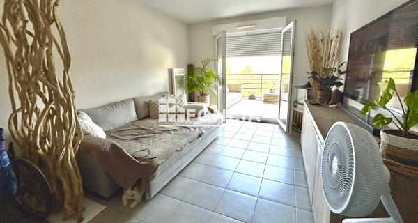 À vendre Appartement 3 pièces 56.59 m² - Roquebrune-sur-argens 83520