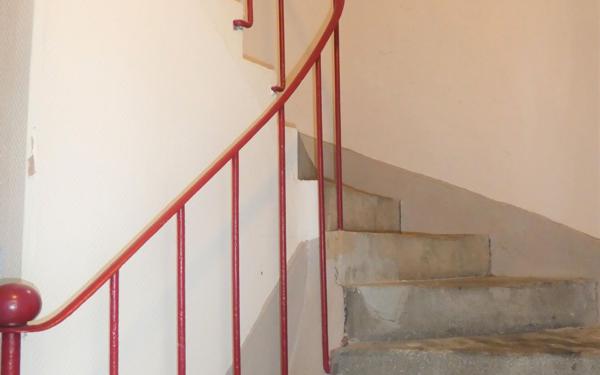 Appartement à louer    3 pièces • 80 m2 Le Creusot