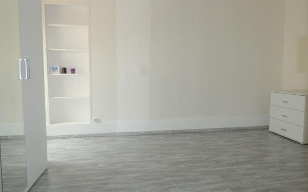 Appartement à louer    3 pièces • 80 m2 Le Creusot