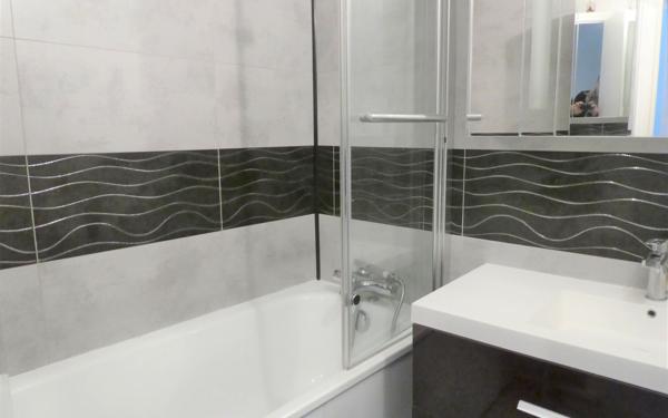 Appartement à louer    3 pièces • 80 m2 Le Creusot