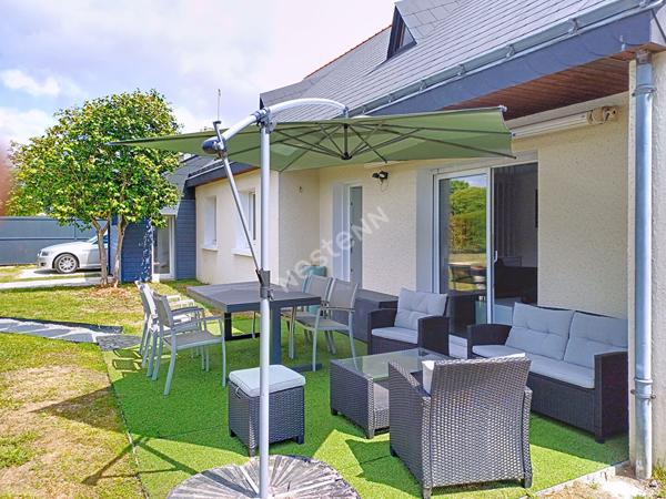 Maison familiale a Avrille - fonctionnelle, lumineuse et pleine de potentiel