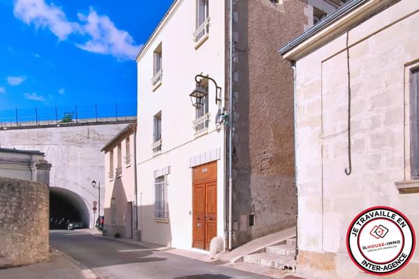 Immeuble à vendre 7 pièces de 200 m²